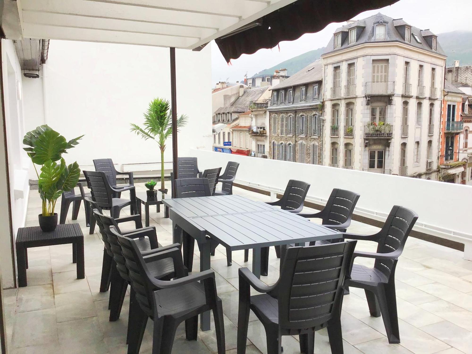 Le Soleil 140 M2 Climatise Parking Prive Proche Sanctuaires * Lourdes